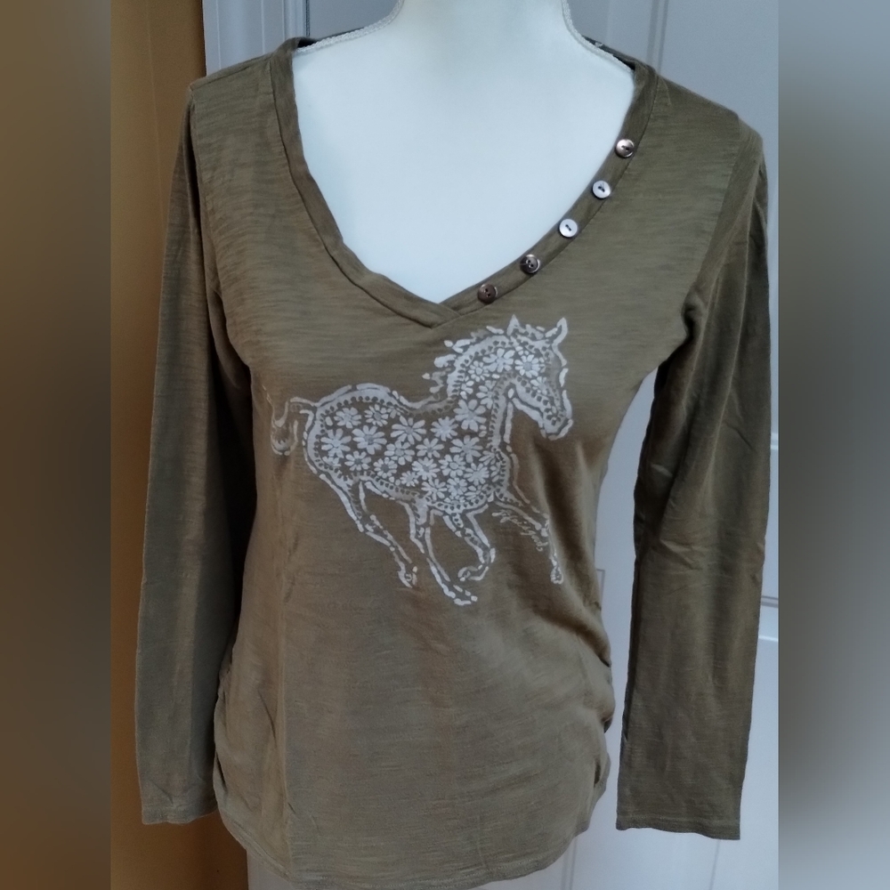 NWOT Life is Good long sleeve tee